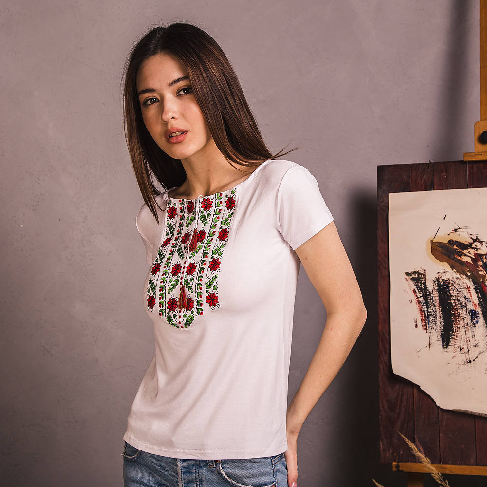 

Вышиванка женская Moderika Floral белая с красными цветами XXXL, Белый