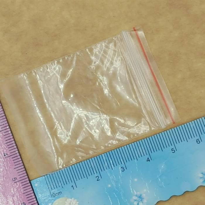 

Упаковка 500шт. пакетиков 3х5см для хранения мелкой продукции