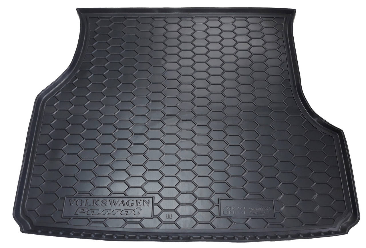 

Коврик в багажник Volkswagen Passat B3 Универсал, Черный