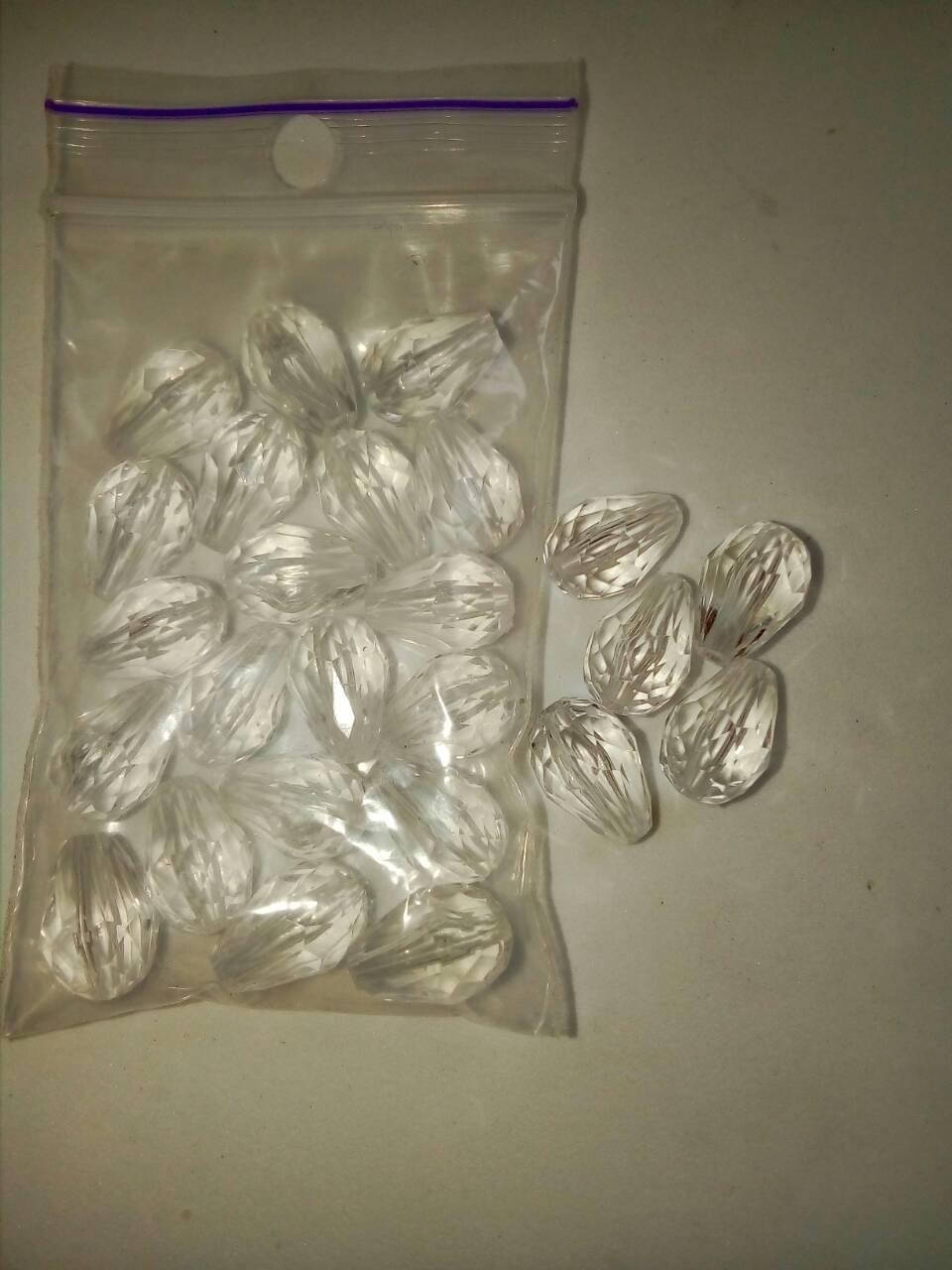 

Капля прозрачная гранёная 10г