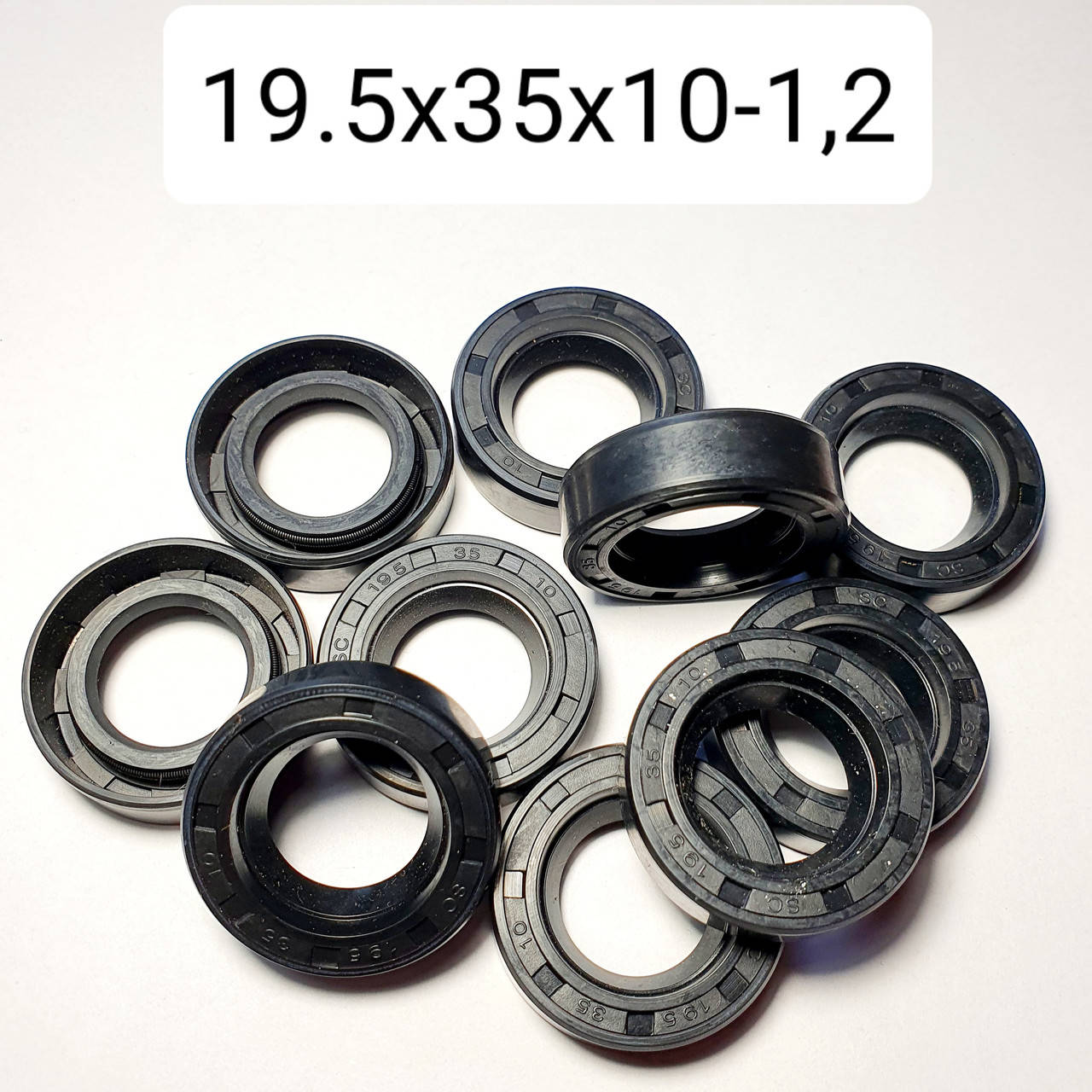 

Сальник манжета армированная 19.5х35х10-1.2