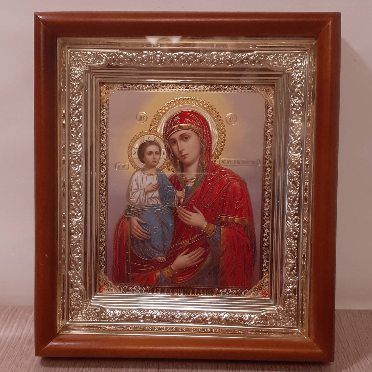 

Икона Пресвятая Богородица Троеручица, лик 10х12 см, в светлом прямом деревянном киоте