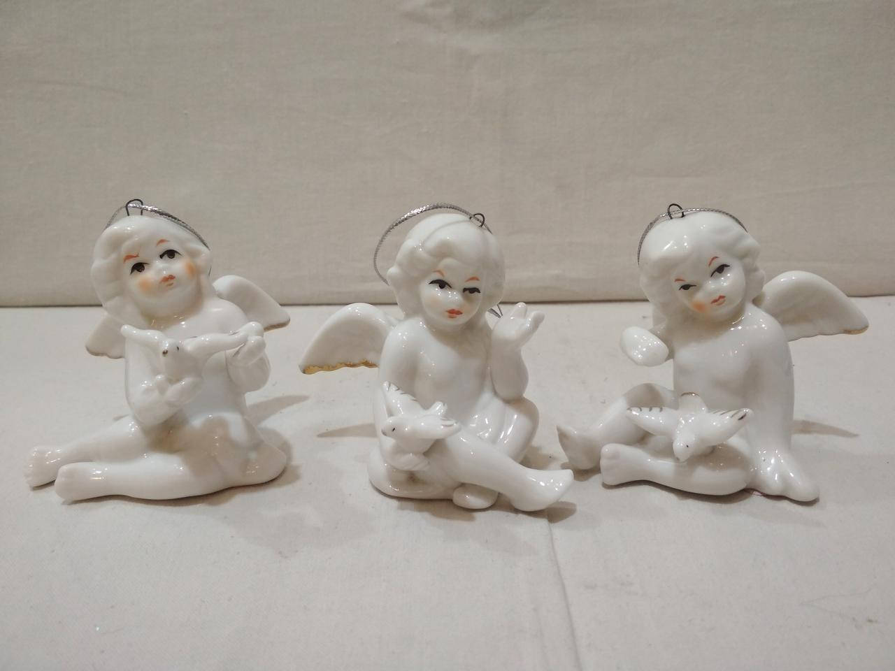 

Фарфоровая статуэтка Ангел, Разные цвета