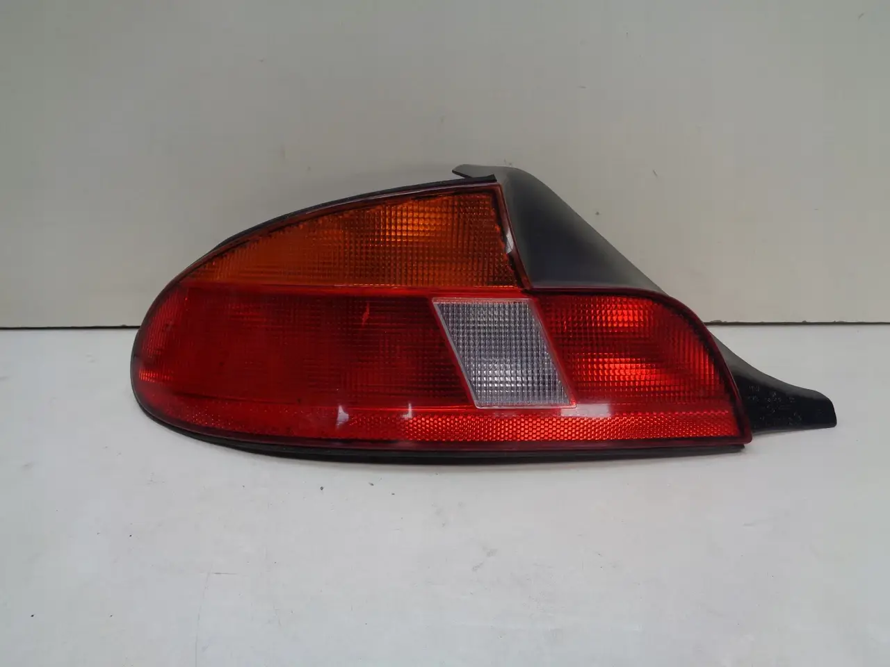 

Фонарь стоп Ліва Ліва BMW Z3 ROADSTER Рестайл 99r под заказ 2-4 дн