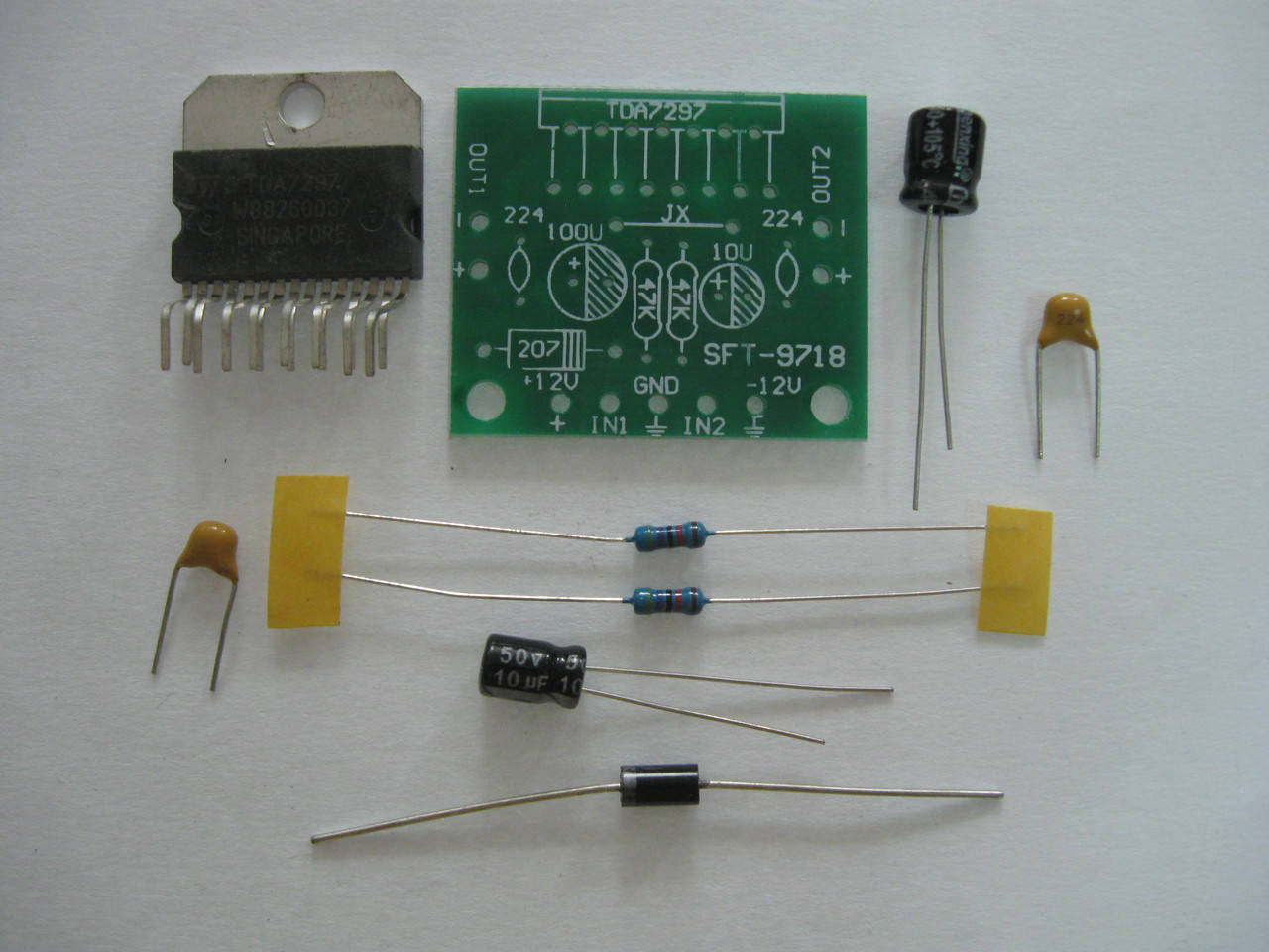 

Набор усилитель звука на TDA7297 для самостоятельной сборки 12V 15W