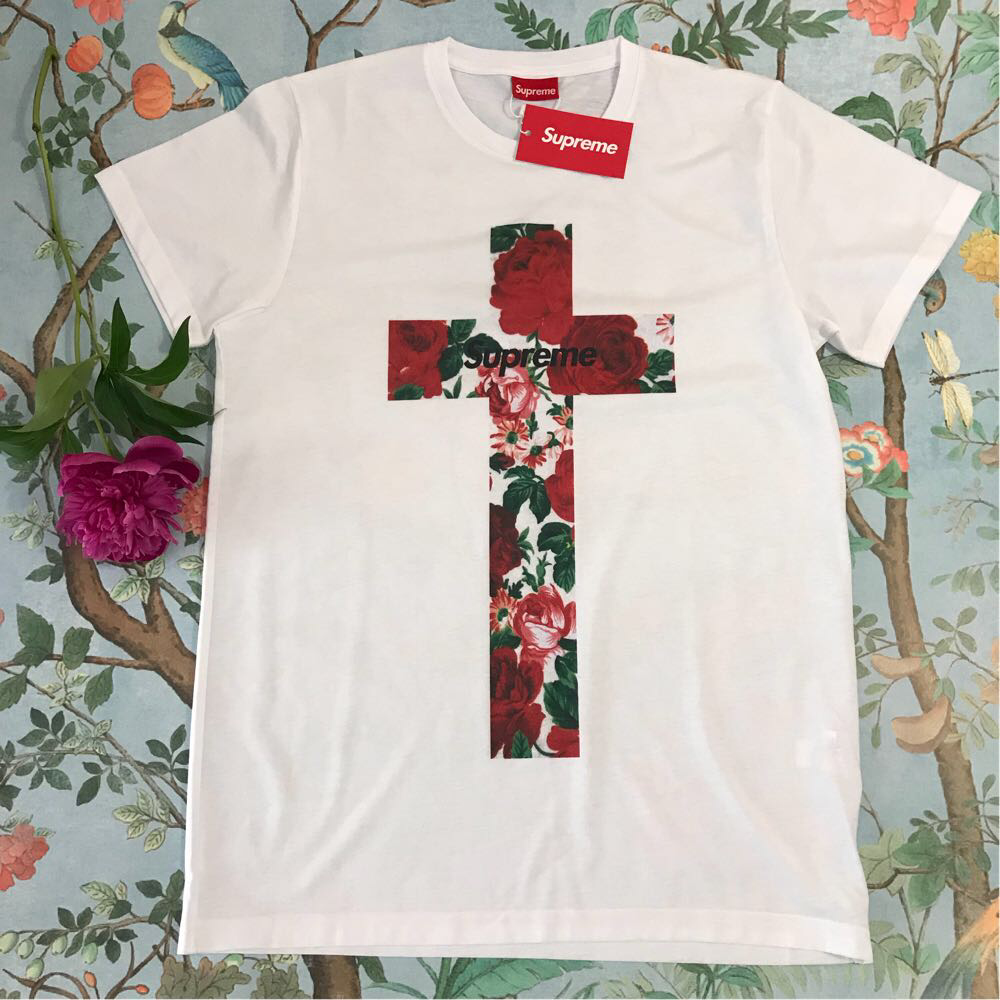 

Футболка Supreme Rose. Ориг. бирка. Люкс
