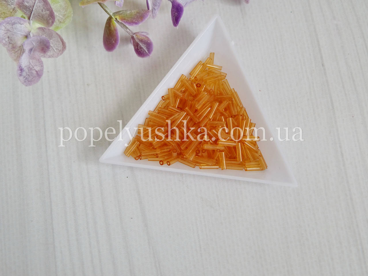 

Бисер китайский рубка стеклярус 7 мм рыжий прозрачный