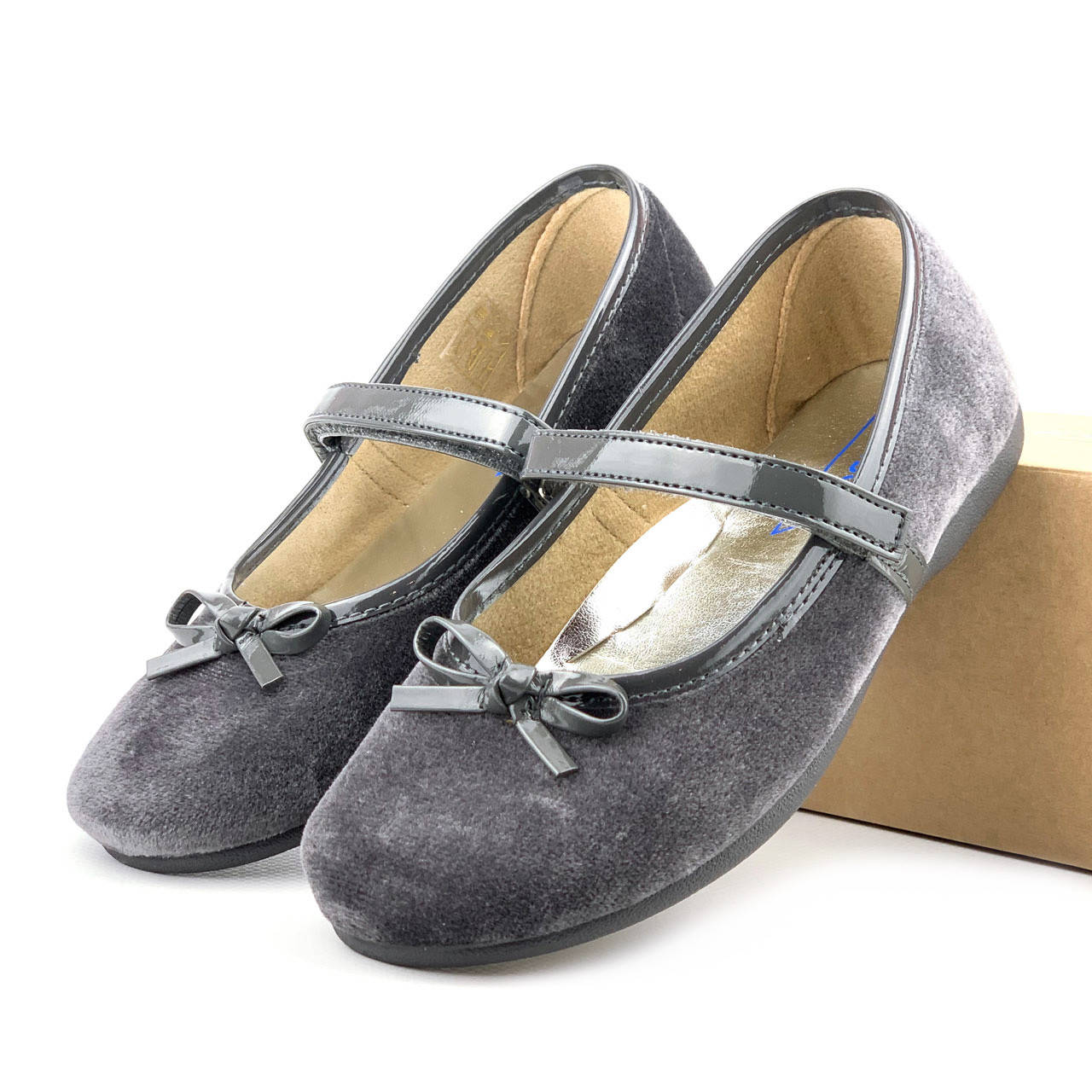 

Туфли для девочки Friboo (Германия) р 30, Серый