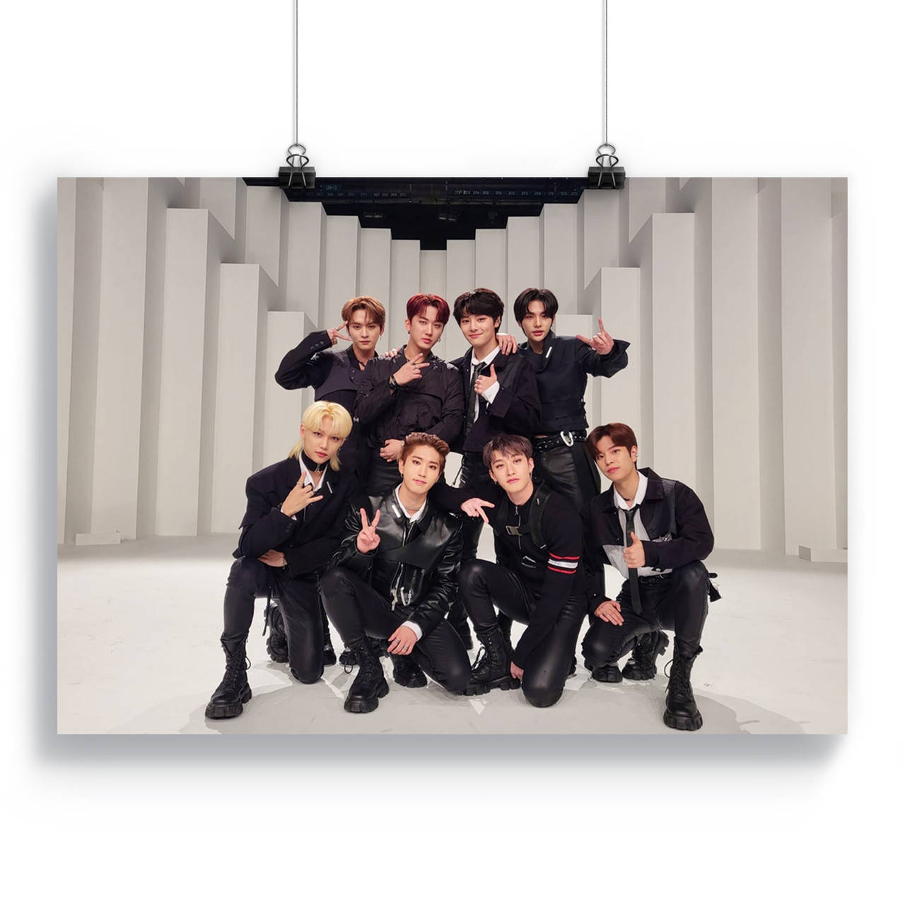 

Плакат Stray Kids 176