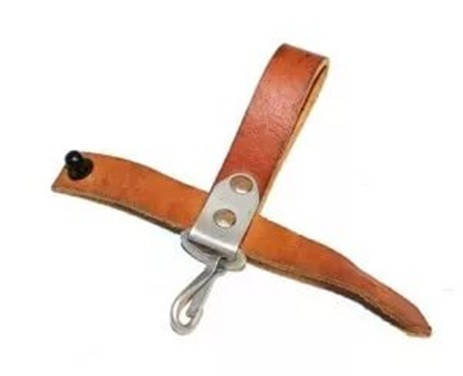 

Подвеска кожаная РЫЖАЯ для штык-ножа АК (оригинал СССР)