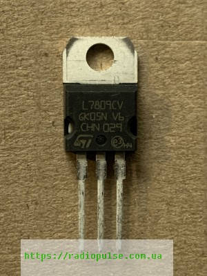 

Микросхема L7809CV