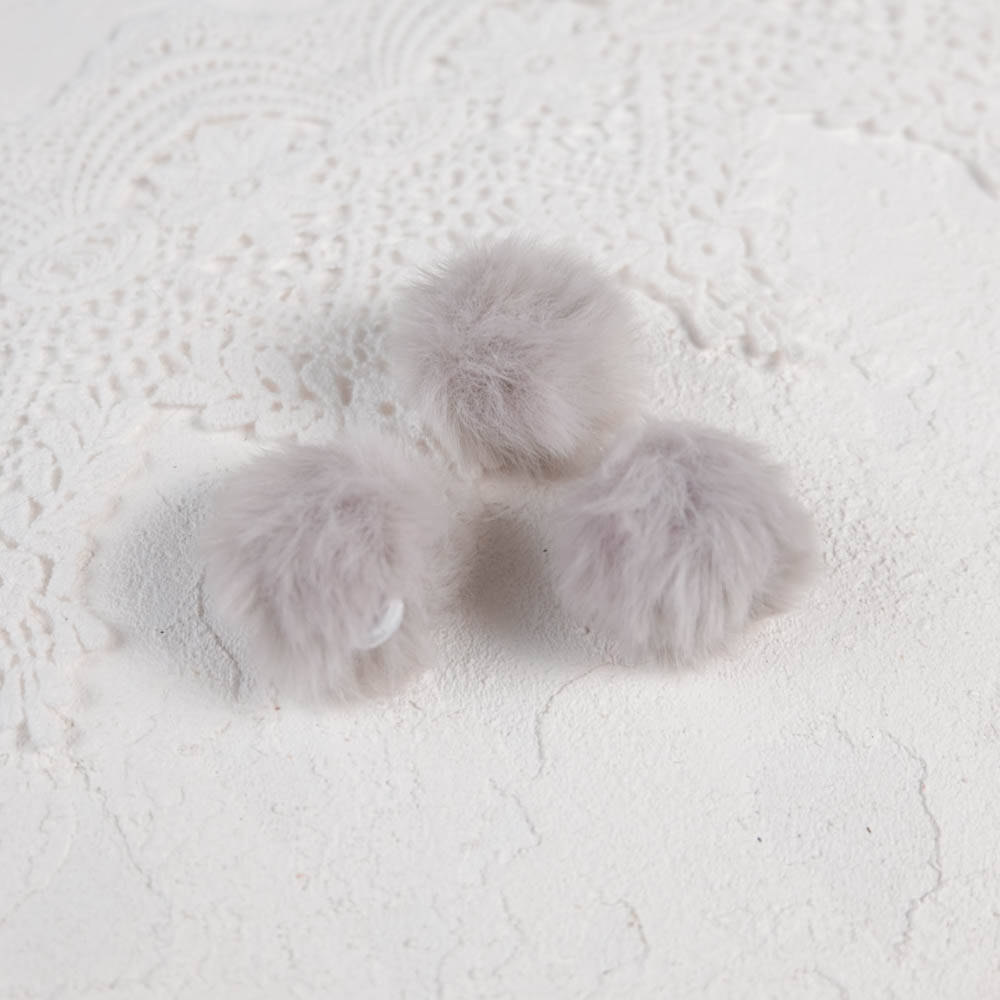 

Помпон Меховой 3 см СЕРЫЙ