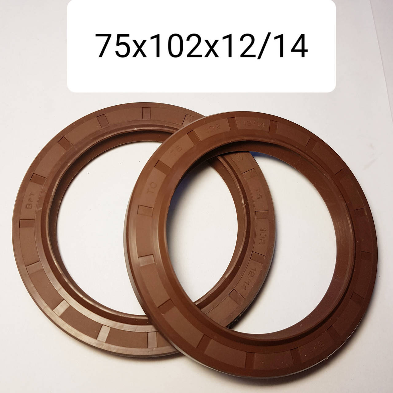 

Сальник манжета армированная 75х102х12/14-2.2