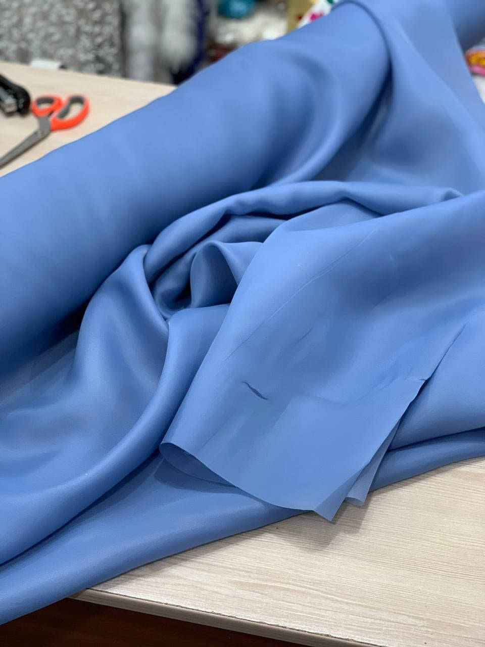 

Матовая органза \ Воск \ 3-х метровая ширина. Цвет: индиго (джинс), Разные цвета