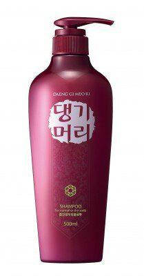 

Шампунь для жирной кожи головы Daeng Gi Meo Ri Shampoo For Oily Scalp 500 мл (20005Gu)