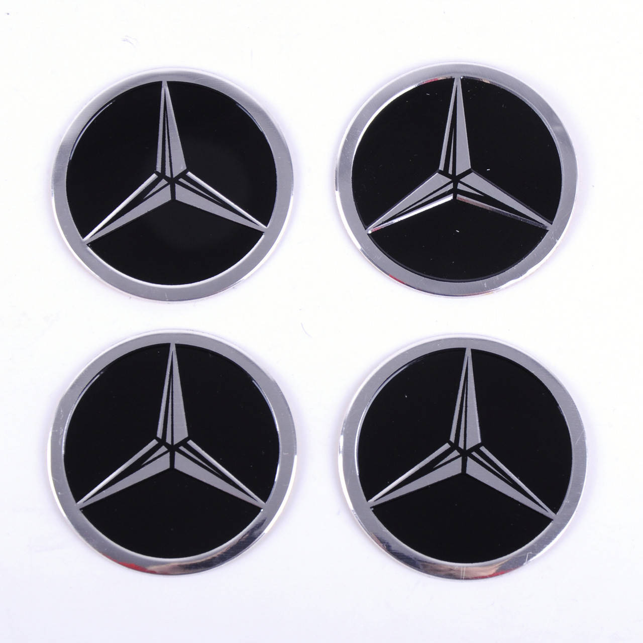 

Наклейка черная с логотипом Mercedes для колпаков 60мм, 4шт