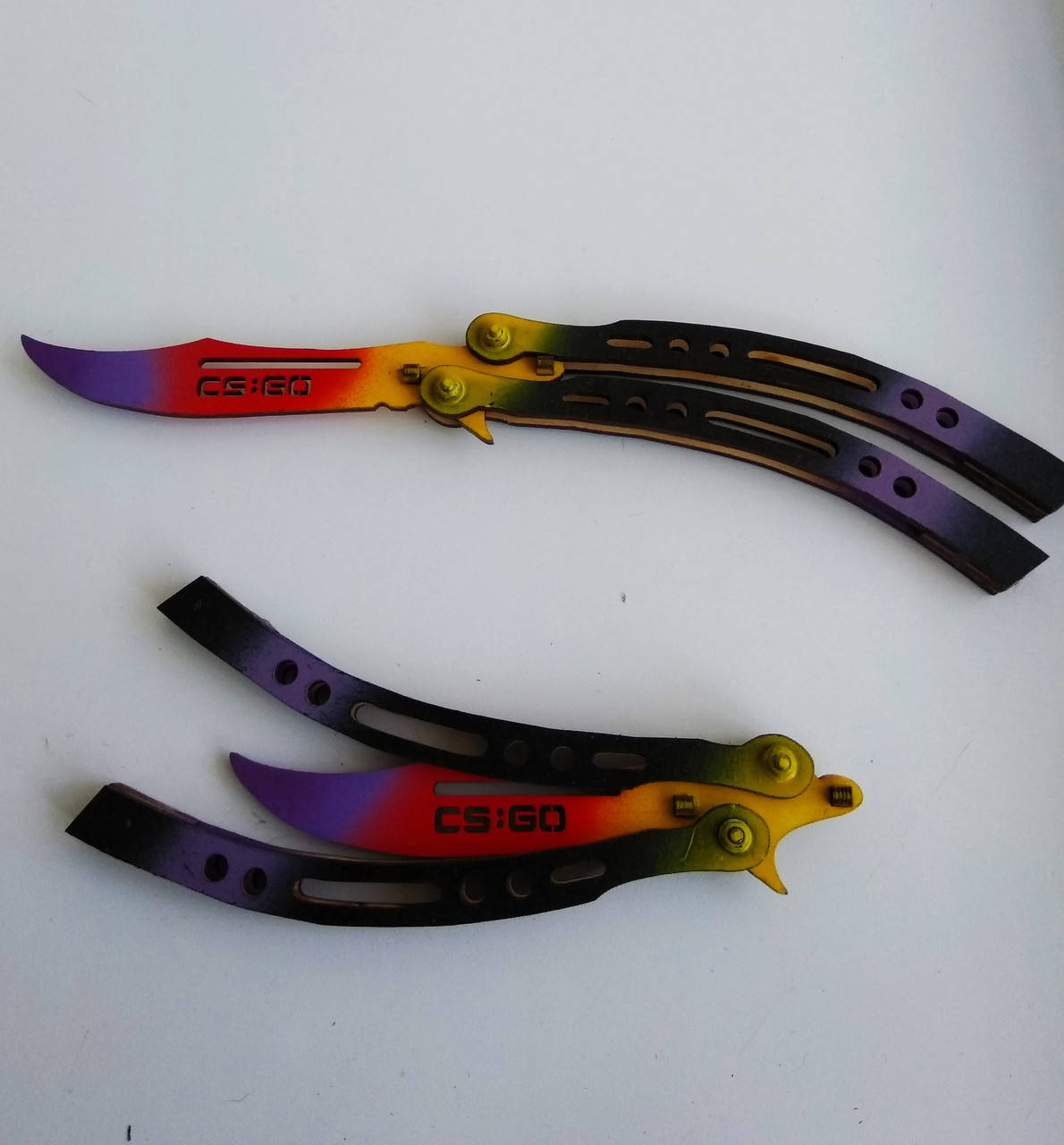 

Дерев'яний ніж бабочка з КС ГО (CS:GO) трюковий. BALISONG Градієнт, Разные цвета