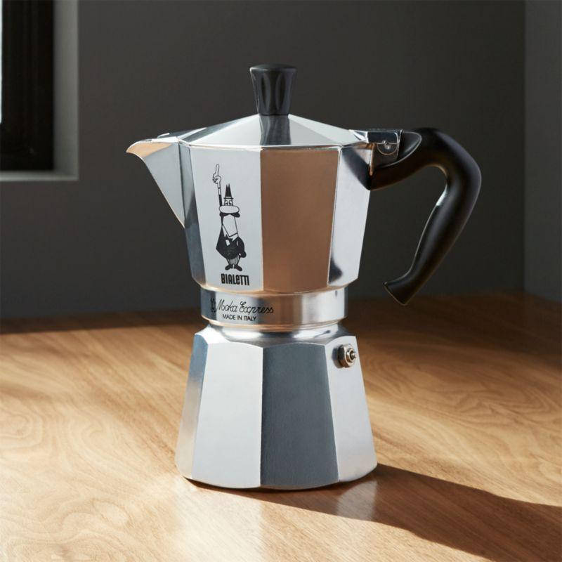 

Гейзерная кофеварка Bialetti Moka Express (9 чашек - 404 мл)