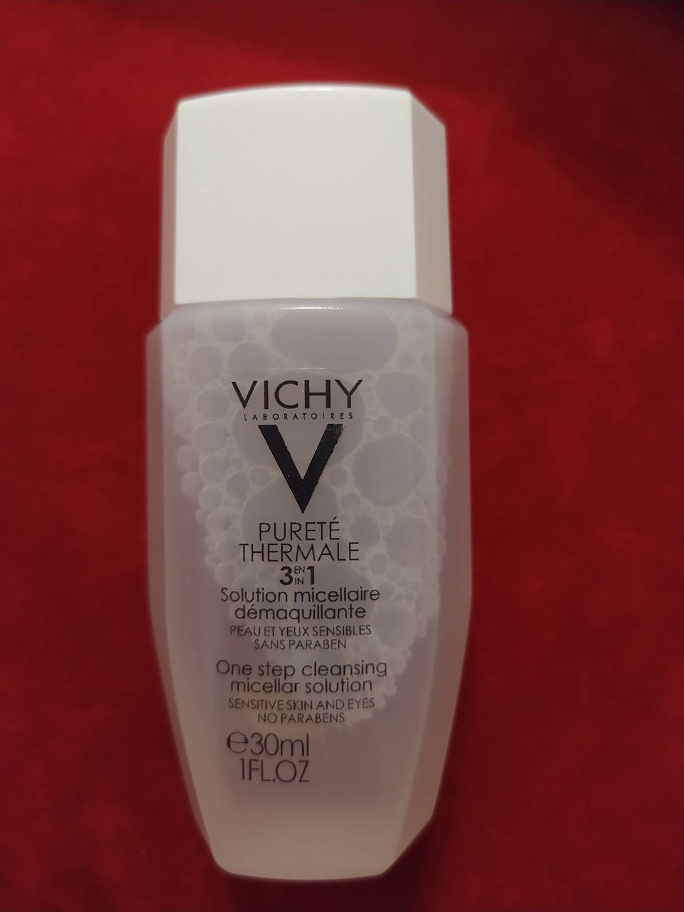 

Мицеллярная вода для чувствительной кожи лица и глаз Vichy Purete Thermale Mineral Micellar Water