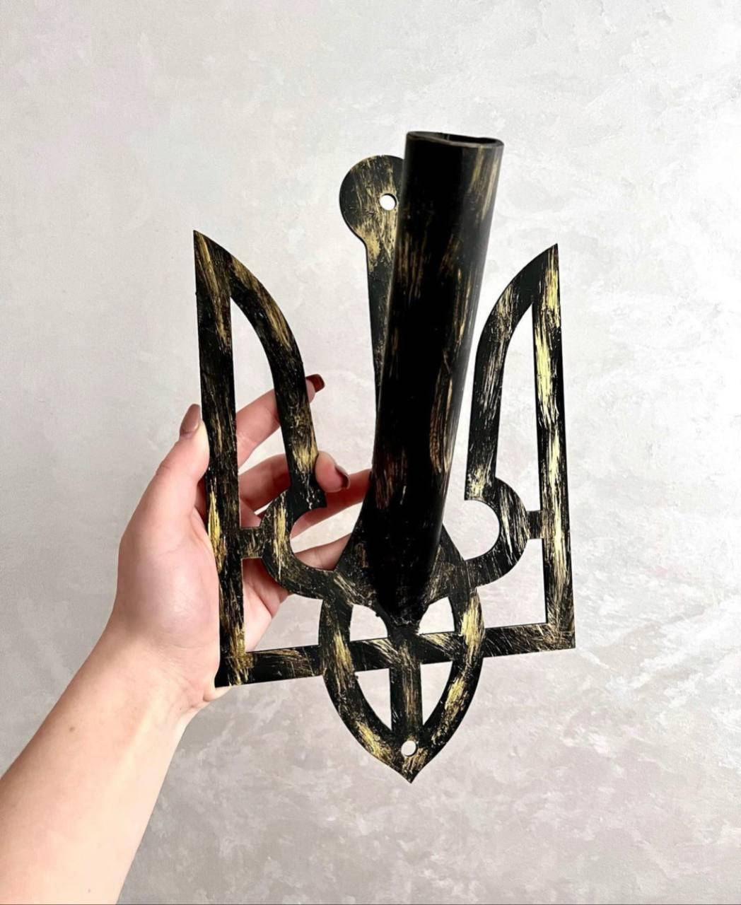 

Держатель для флага в форме Герба (металлический) одинарный