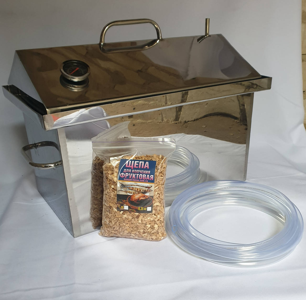 

Коптильня горячего копчения 1.5 мм с термометром (коптилка) 505х320х305мм нержавеющая сталь + набор щепы