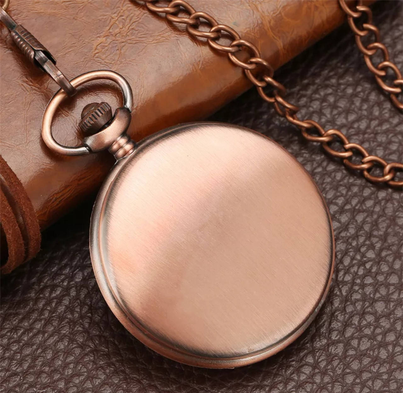 

Карманные мужские часы на цепочке медный цвет