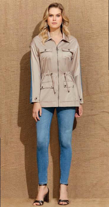 

Джинсы светло-голубые зауженные GUITAR 32