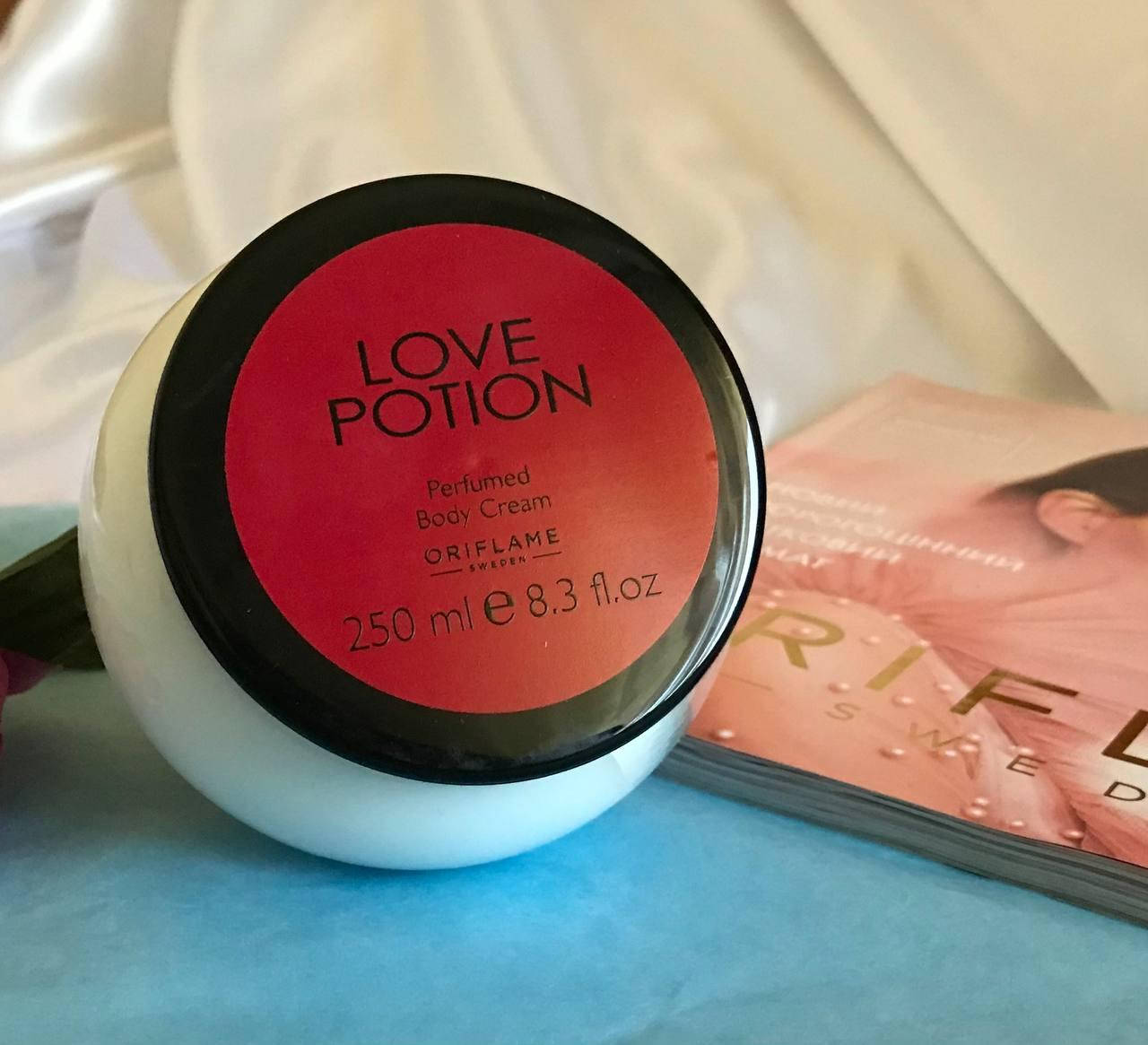 

Парфюмированный крем для тела Love Potion [Лав Поушен]