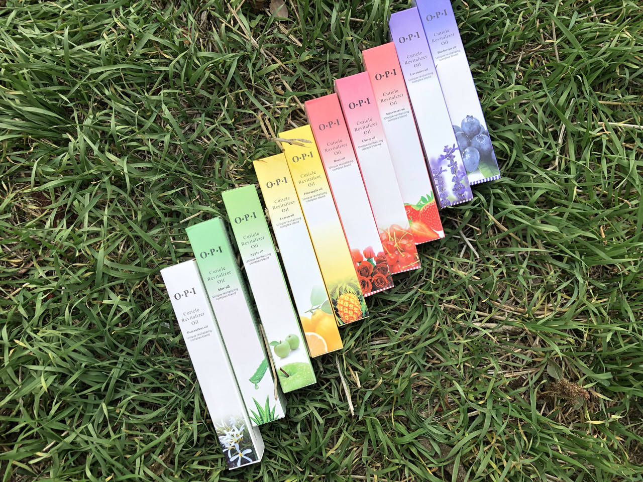 

Масло для кутикулы OPI карандаш( микс)