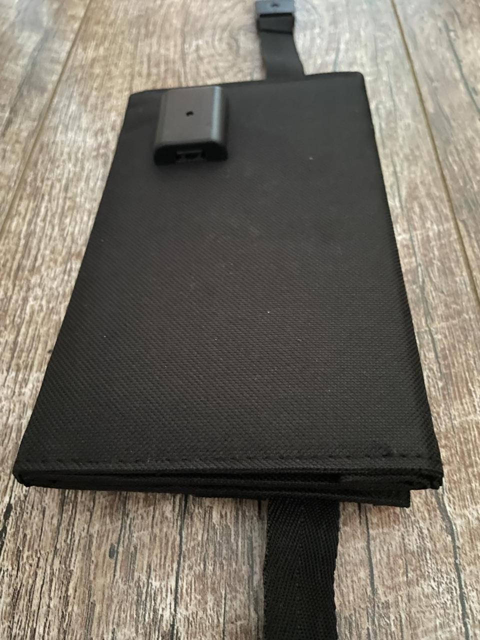 

Солнечное зарядное устройство SOLAR X001JA раскладная панель 15W, 12реал / 1xUSB виход