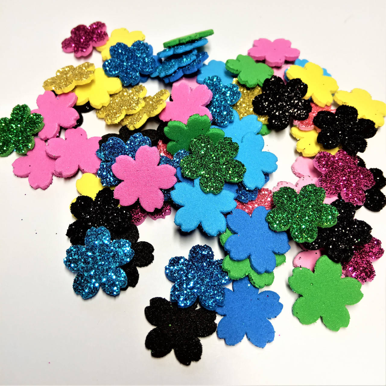 

Набор цветов из глитерного фоамирана (микс цветов)