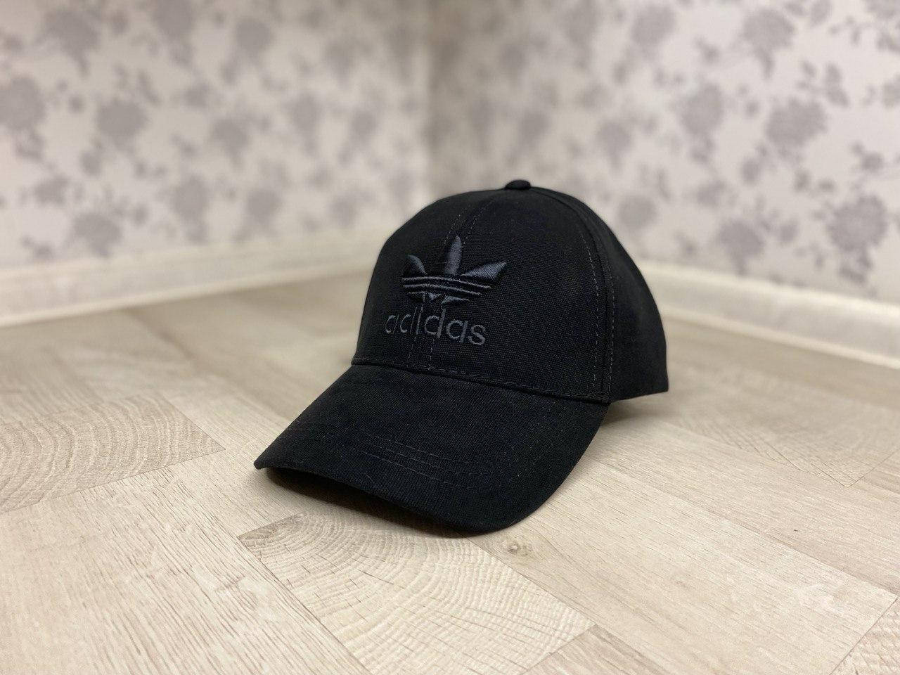 

Кепка бейсболка Adidas чёрная с чёрным логотипом, Черный