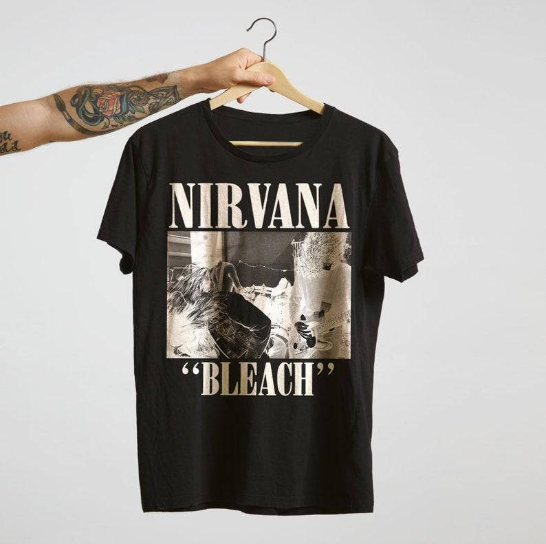 

Футболка черная LOYS titleNirvana Bleach Shirt