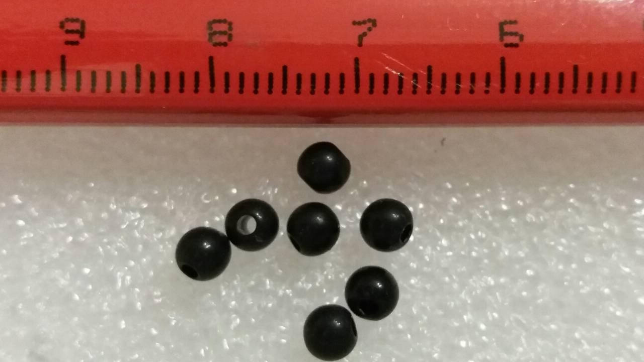 

Глазки-бусины, диаметр 3.5 мм. №2БЧ