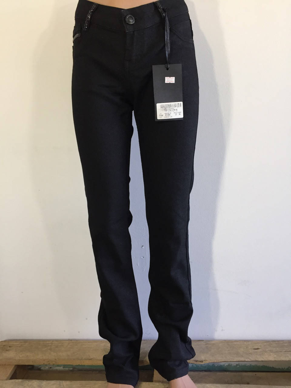 

Джинсы женские 011681 черные 27, 29 29