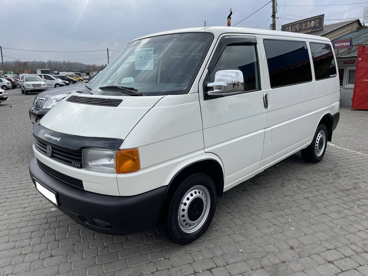 

Дефлекторы окон (ветровики) VW T4/Transporter / Carawelle 2D 1990-2003 2шт (HIC)