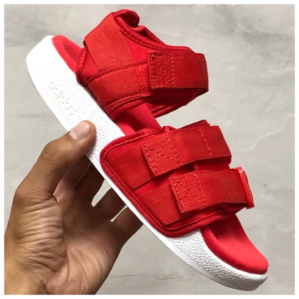 

Женские Adidas Adilette Sandals, красные сандалии адидас адилет