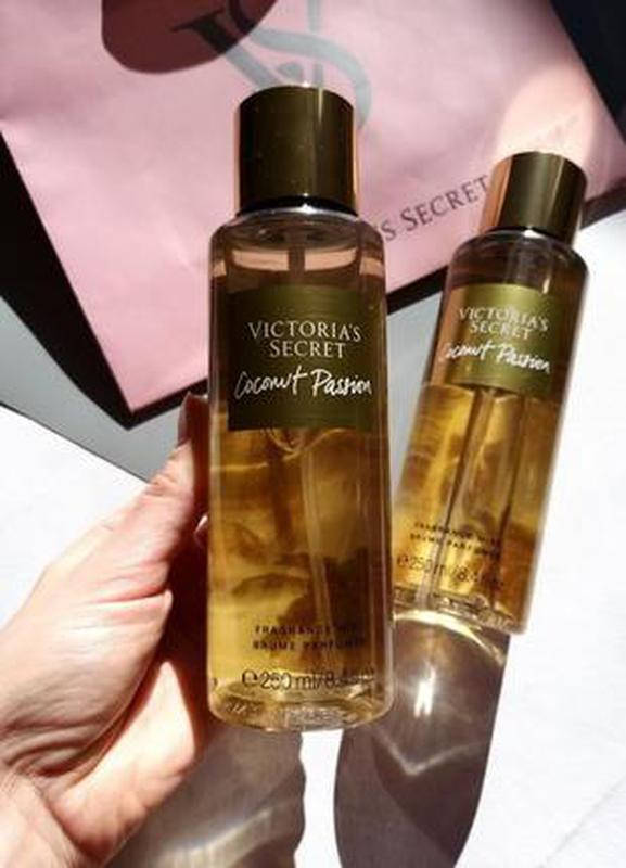 

Парфюмированный спрей для тела Victoria's Secret Coconut Passion 250 ml