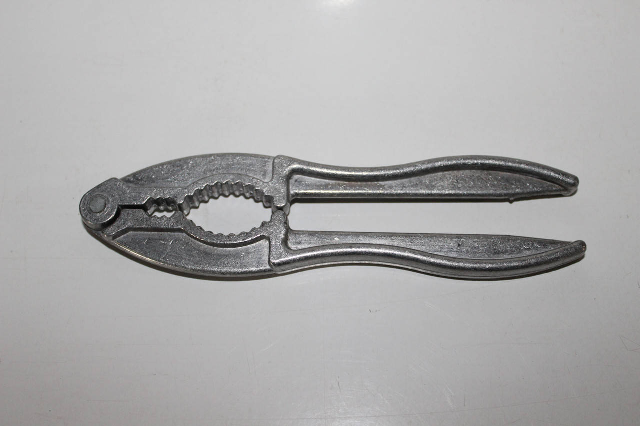 

Орехокол металл