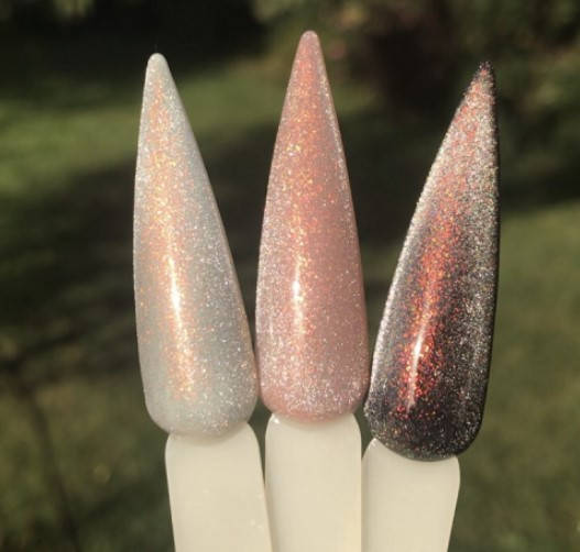 

Гель лак кошачий глаз Saga Cat Shine Opal 8мл