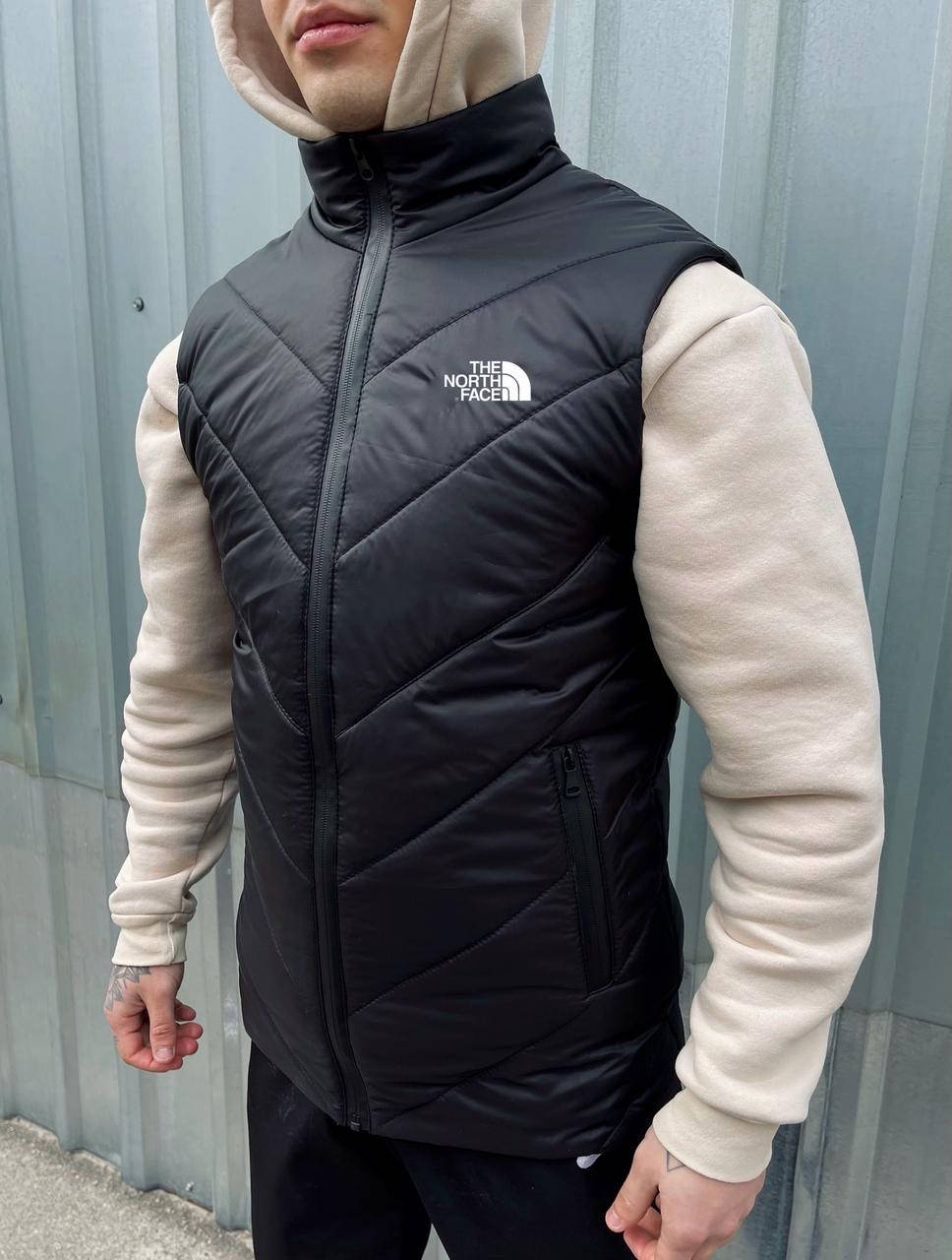 

Жилетка мужская TNF осенняя весенняя безрукавка найк черная дутая XL