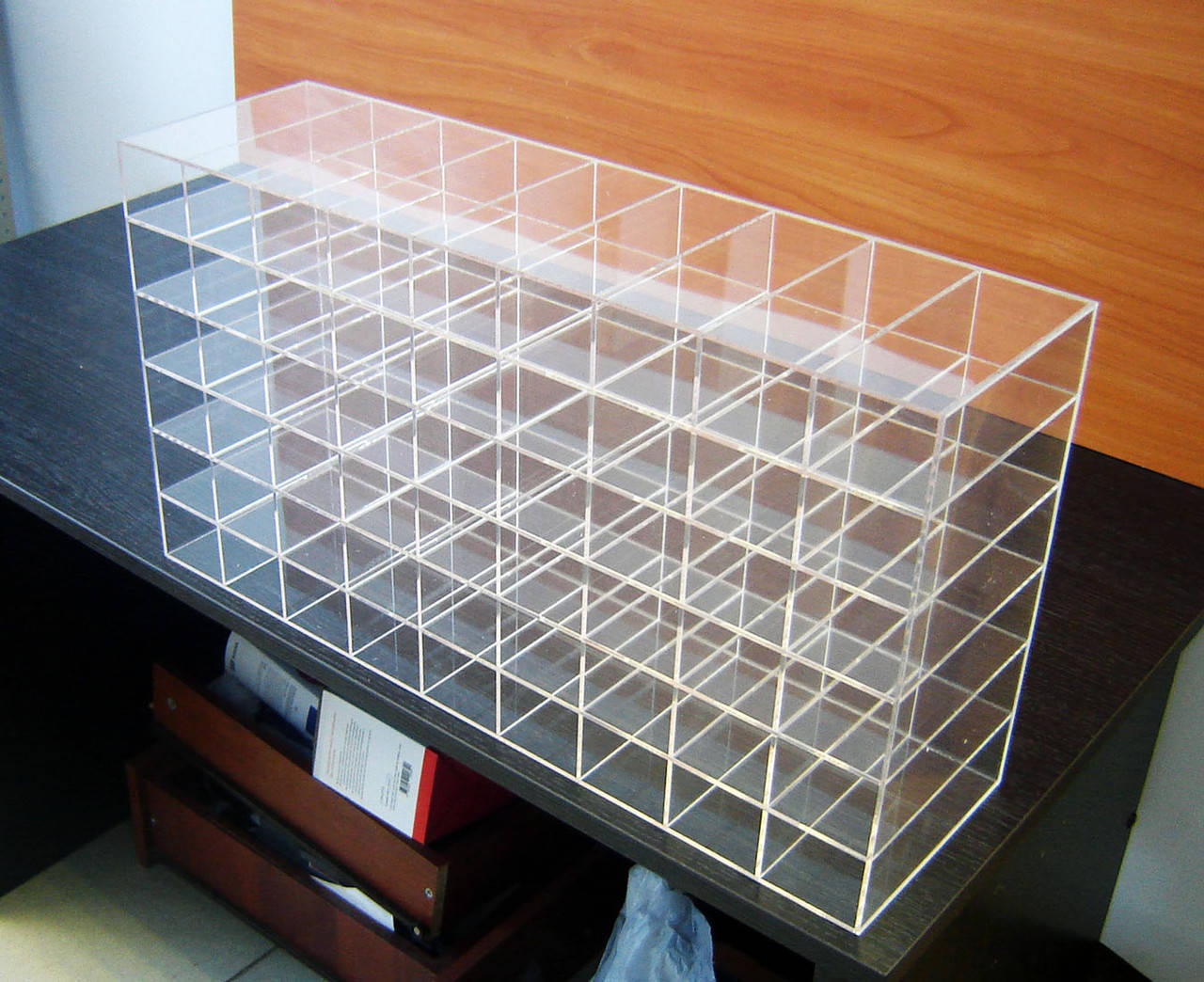 

Подставка для ручек, карандашей, фломастеров 54 ячеек