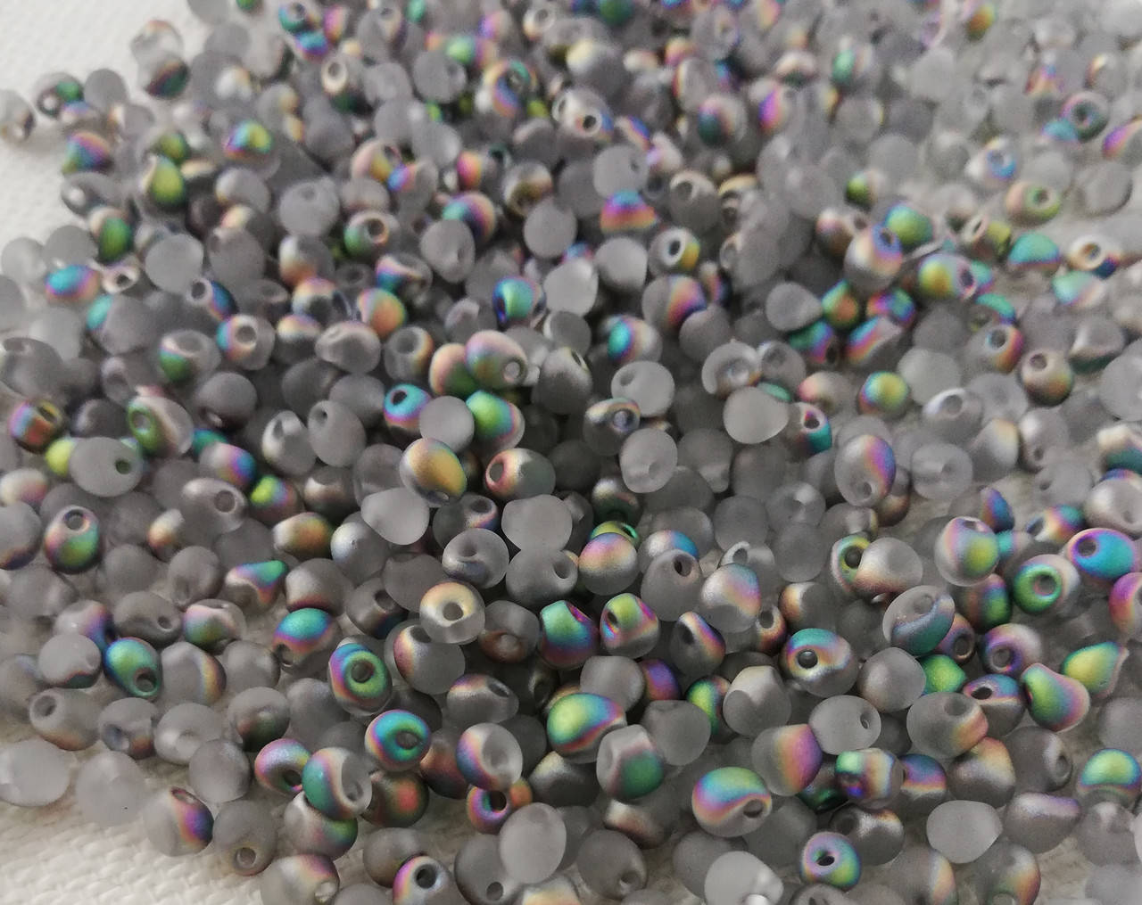 

Miyuki Drops 3,4 mm Crystal Vitrail Matted 5 г.