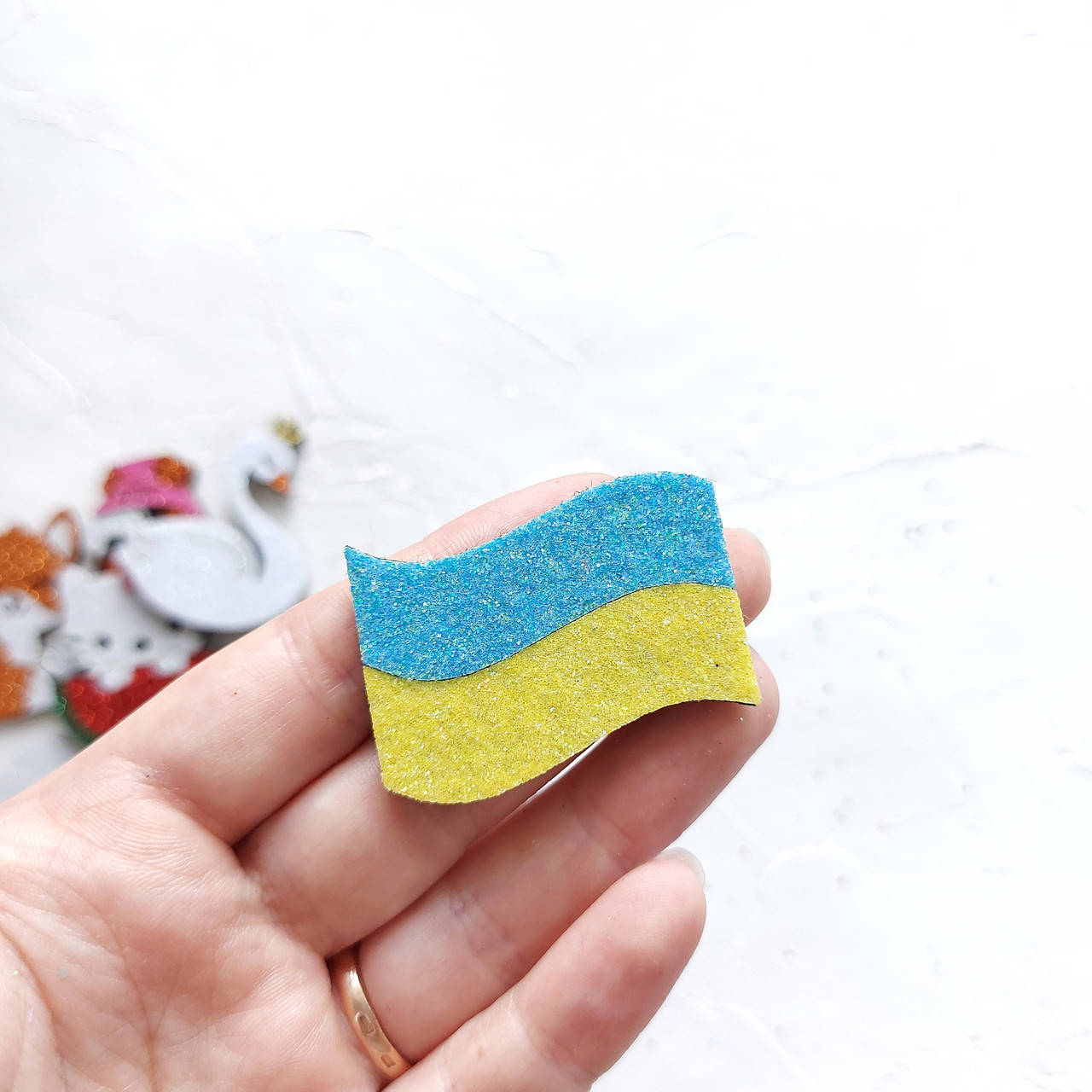 

Патч ПРАПОР ЖОВТО-БЛАКИТНЕ, 4.2*2.5см (НЕ СКЛЕЄНО)