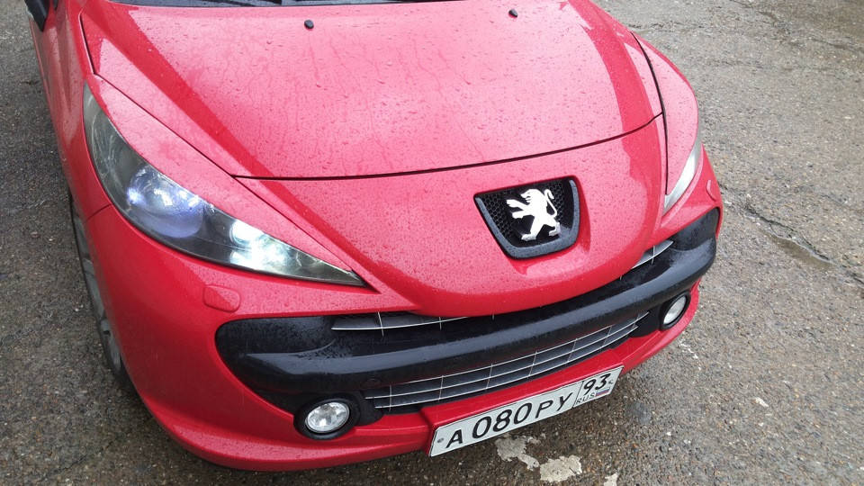 

Реснички для Peugeot 207, накладки на фары Пежо 207, Черный