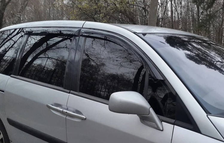 

Дефлекторы окон (ветровики) Citroen C8 2002-2014, VL - Cobra Tuning, P12802