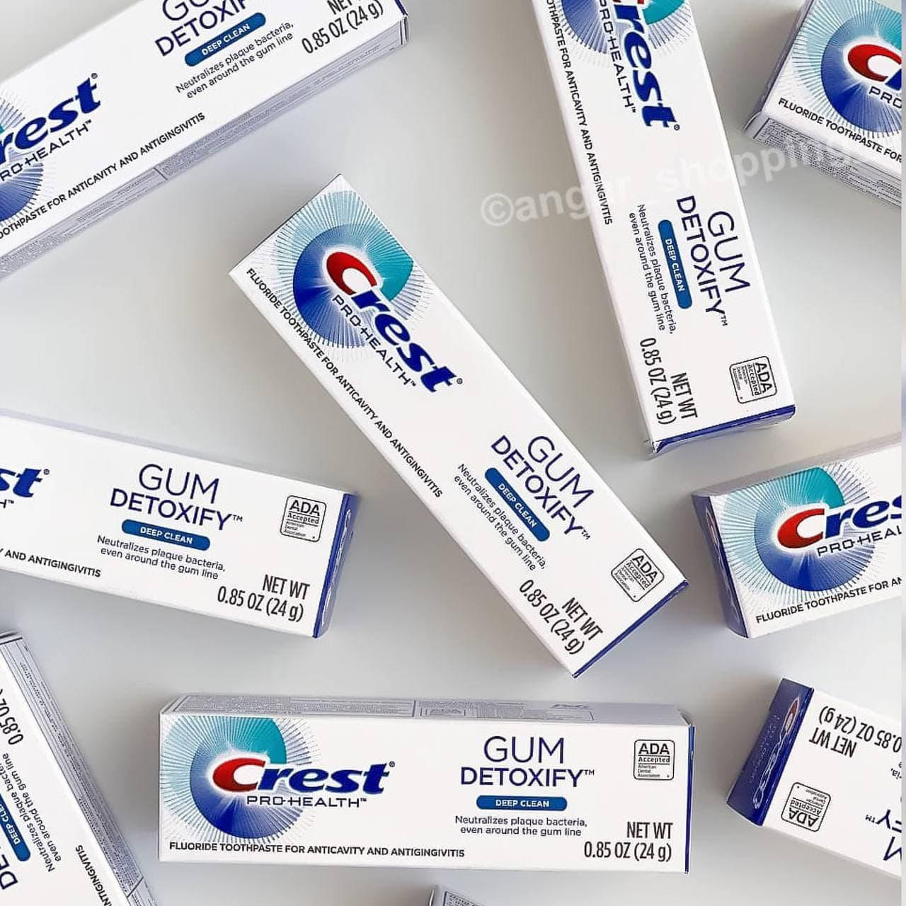 

Зубная паста Crest Pro-Health Gum Detoxify