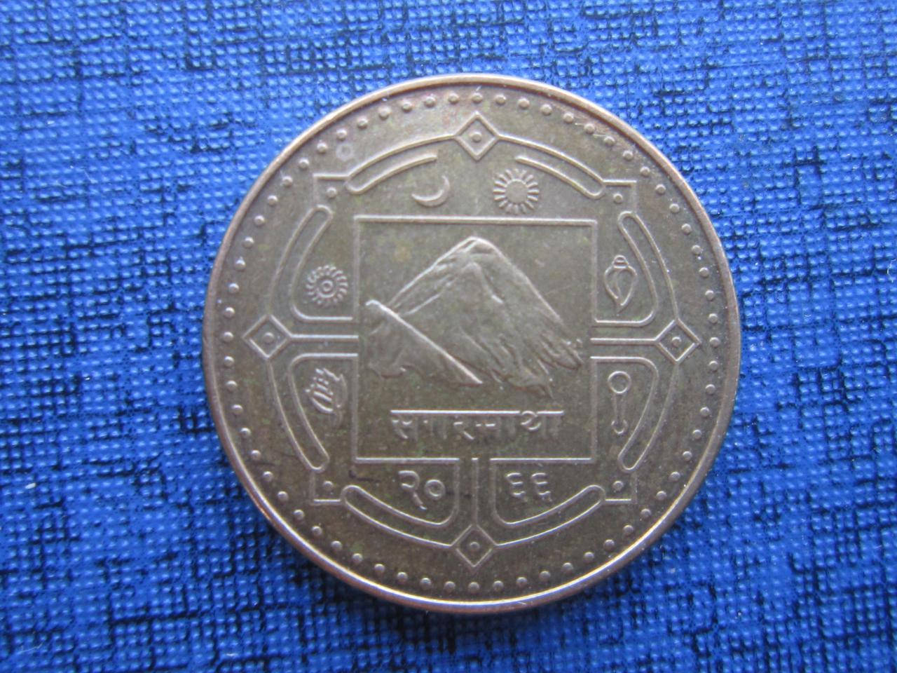 

Монета 1 рупия Непал 2009 карта