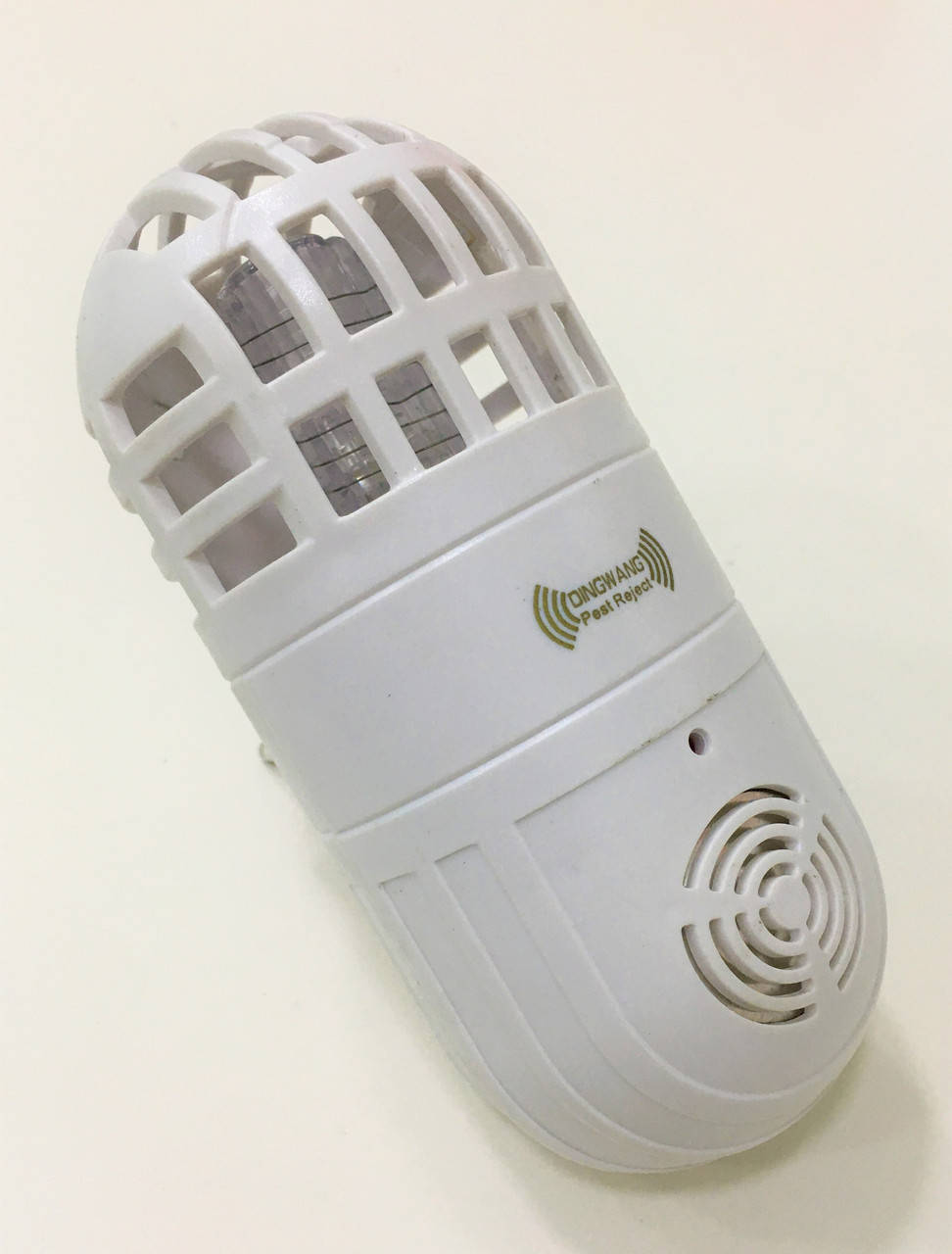 

Ультразвуковая лампа отпугиватель/ приманка от насекомых DW 188