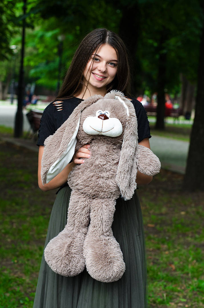 

Плюшевый кролик зайчик Тотти 125 см. Капучино
